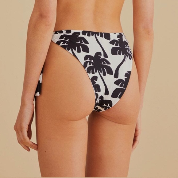 NWT Farm Rio Coconut Reversible Bikini Bottom - Large - Picture 2 of 10